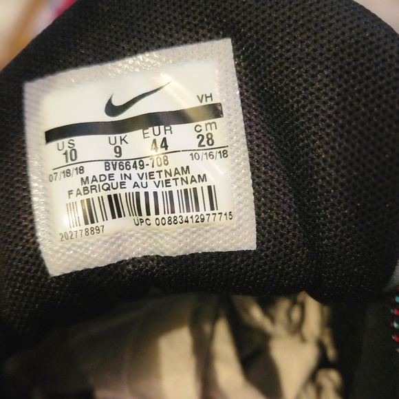 Nike Air Max 98 Chinese New Year (2019) - Picture 4 of 7